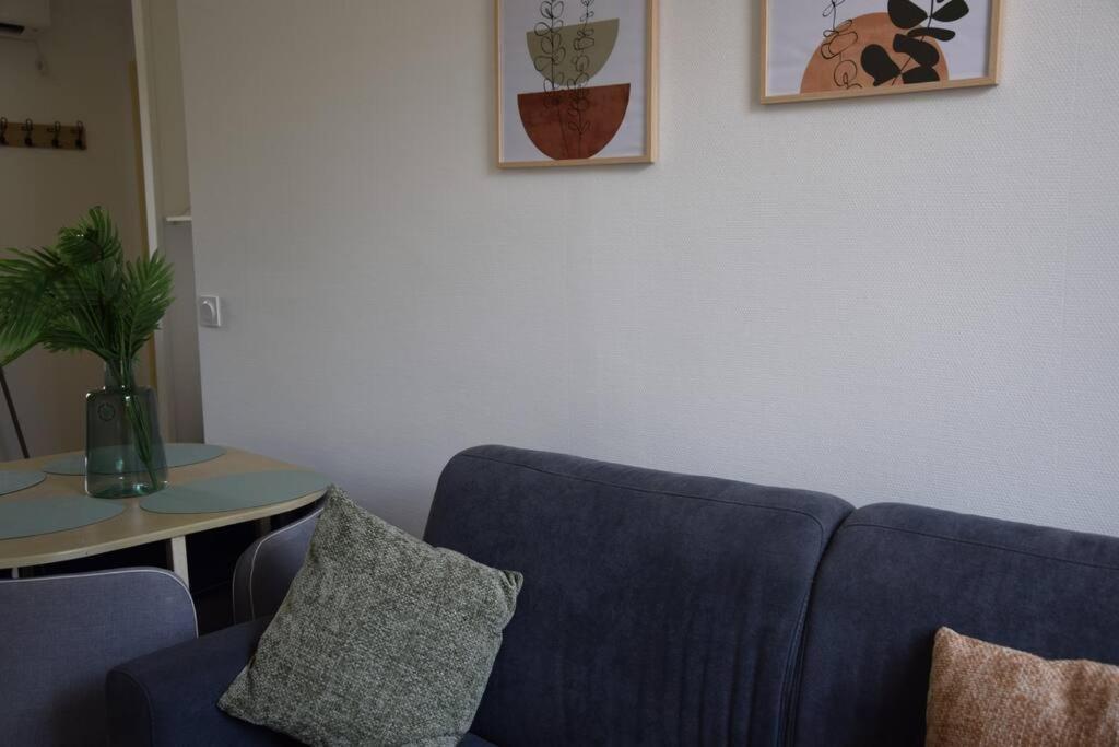 Elegant T2 A Bron, Tramway A 2Min, Box Parking, 4Personnes Apartment Exterior photo