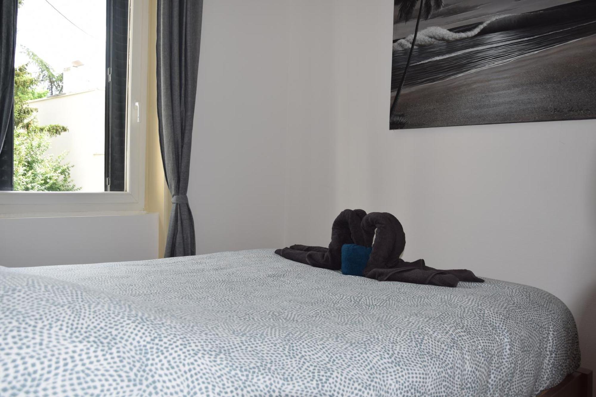 Elegant T2 A Bron, Tramway A 2Min, Box Parking, 4Personnes Apartment Exterior photo